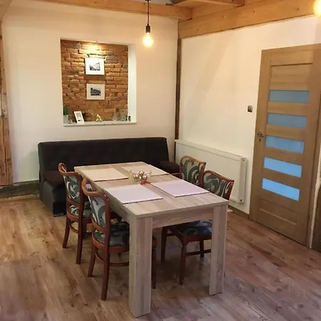 Na Starowce - In The Old Town Apartment *