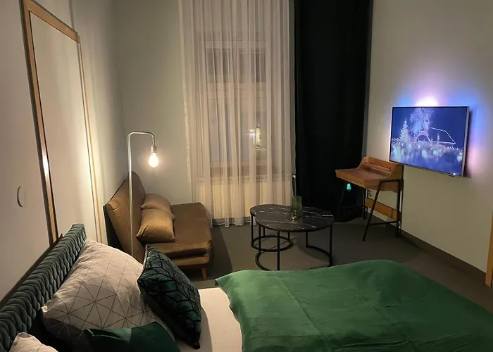 Na Starowce - In The Old Town צ'שין